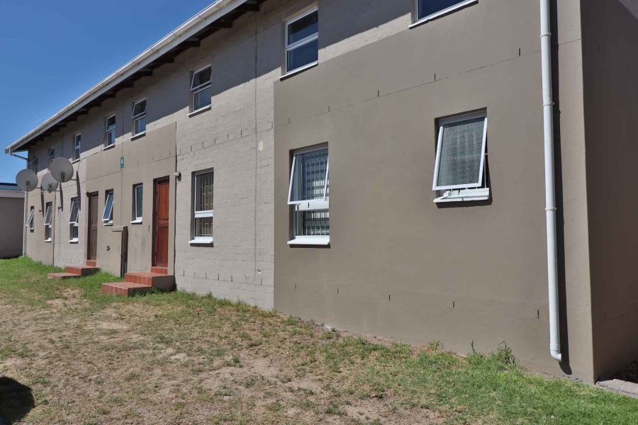 2 Bedroom Property for Sale in Maitland Western Cape
